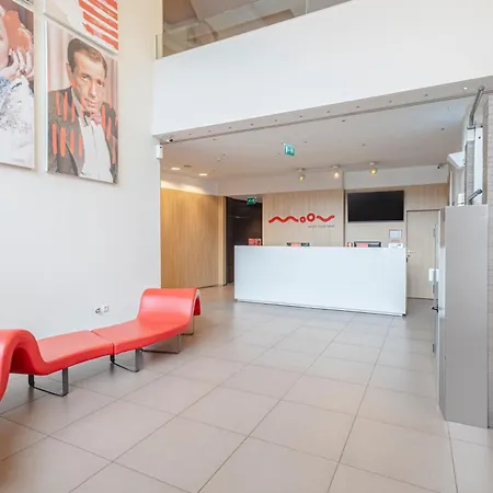 Hotel Moov Centro 2*