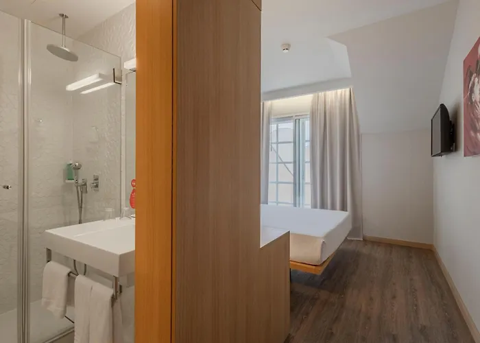 Moov Centro Hotel 2*