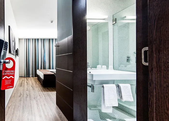 Hotel Moov Centro 2*