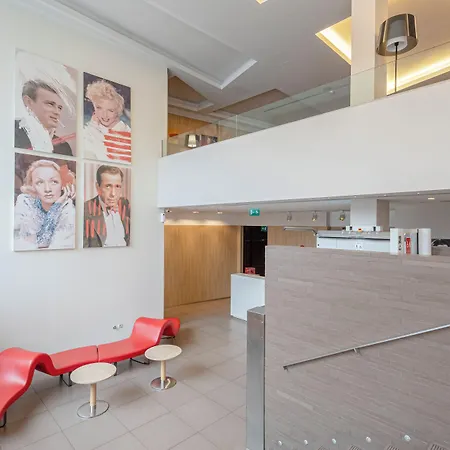 Hotel Moov Centro 2*