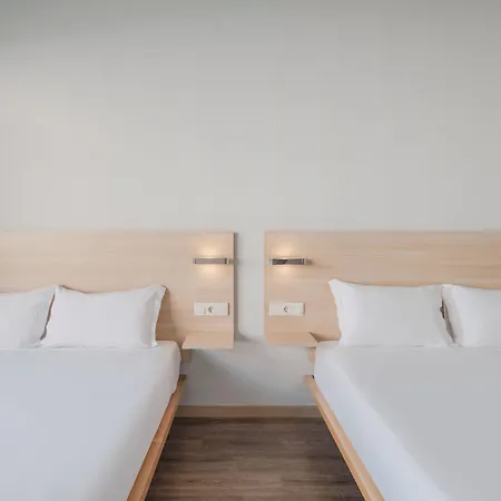 Moov Centro Hotel