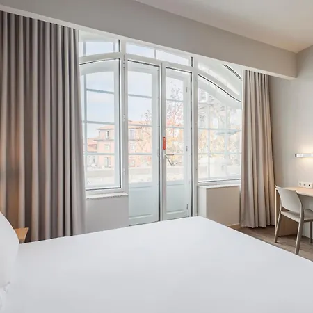 Hotel Moov Centro Porto