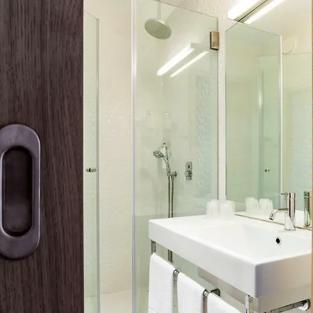 Moov Centro Hotel Oporto